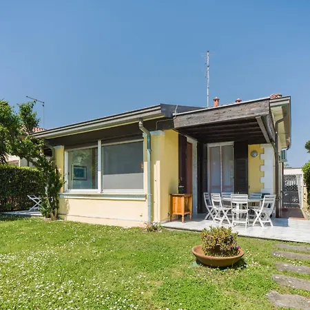 Carlotta By Interhome Holiday home Forte dei Marmi