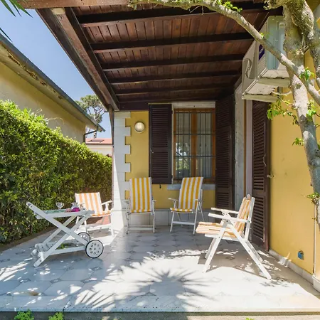 Holiday home Carlotta By Interhome Forte dei Marmi